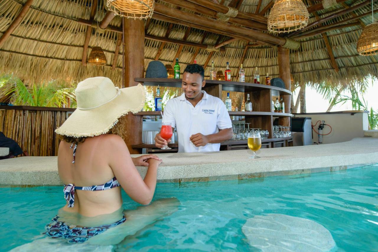 Calala Island Hotel Set Net Exterior photo