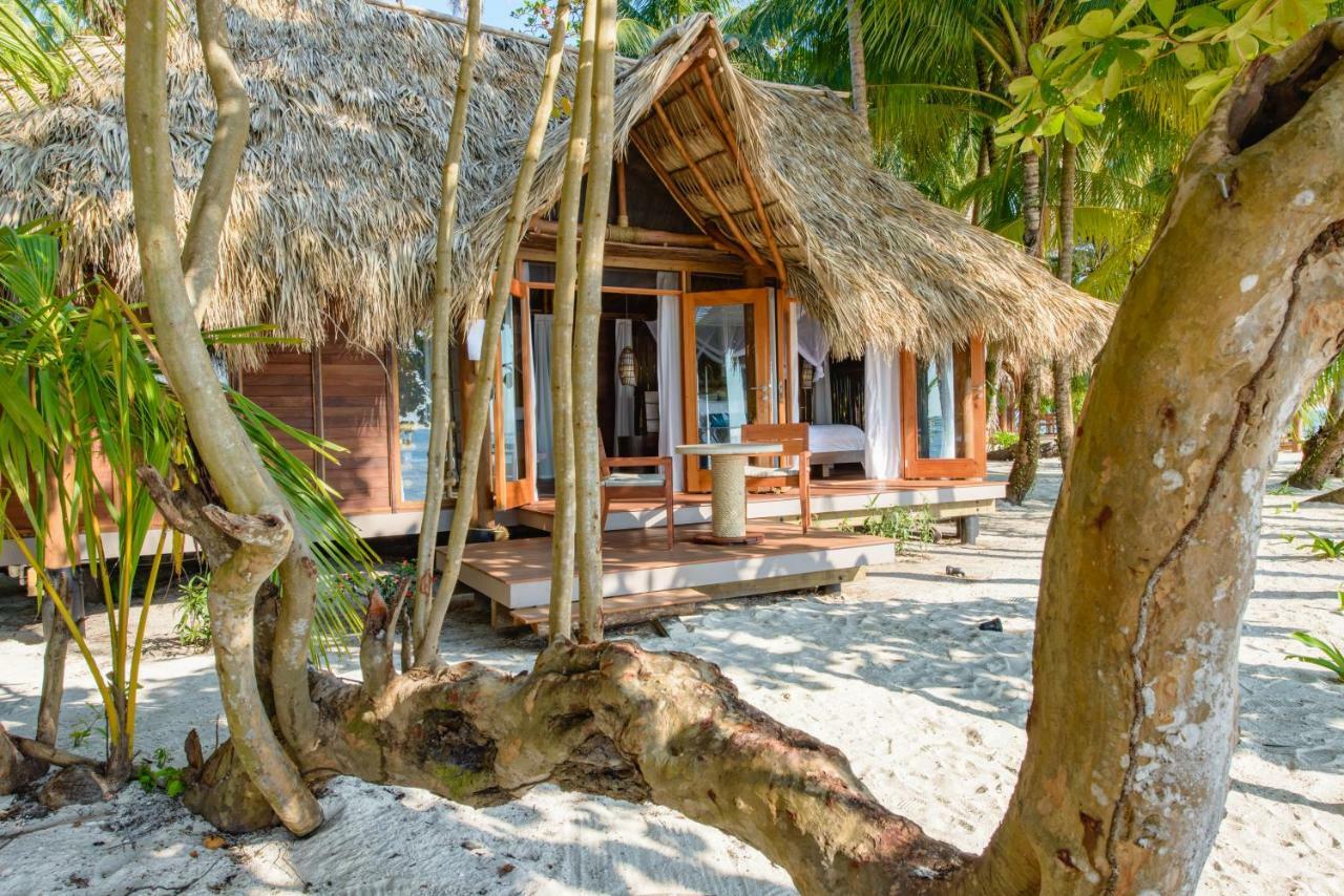 Calala Island Hotel Set Net Exterior photo