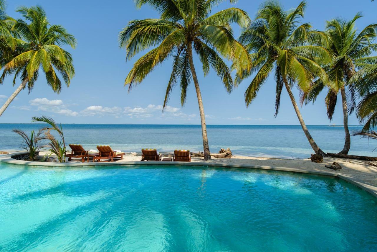 Calala Island Hotel Set Net Exterior photo